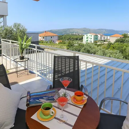 Honey Villa *
