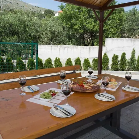 Villa Honey