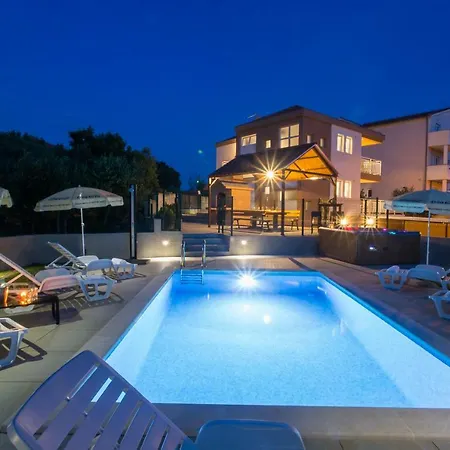 Honey Villa Seget Vranjica