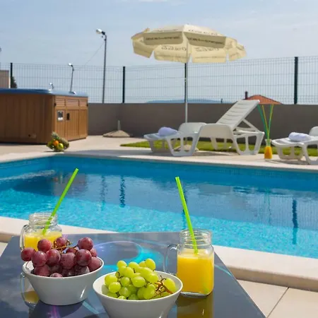 Vila Honey Seget Vranjica