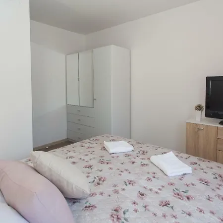 Vila Honey Seget Vranjica